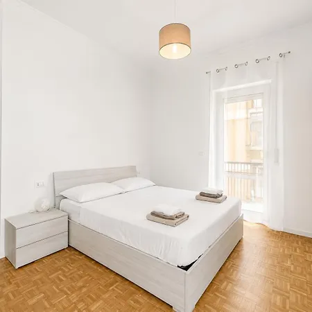 Apartamento 3 Bedrooms, Balcony 10 Min Historic Center Génova