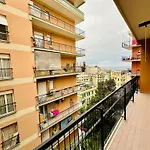 Apartman 3 Bedrooms, Balcony 10 Min Historic Center