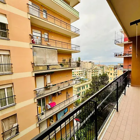 Lejlighed 3 Bedrooms, Balcony 10 Min Historic Center